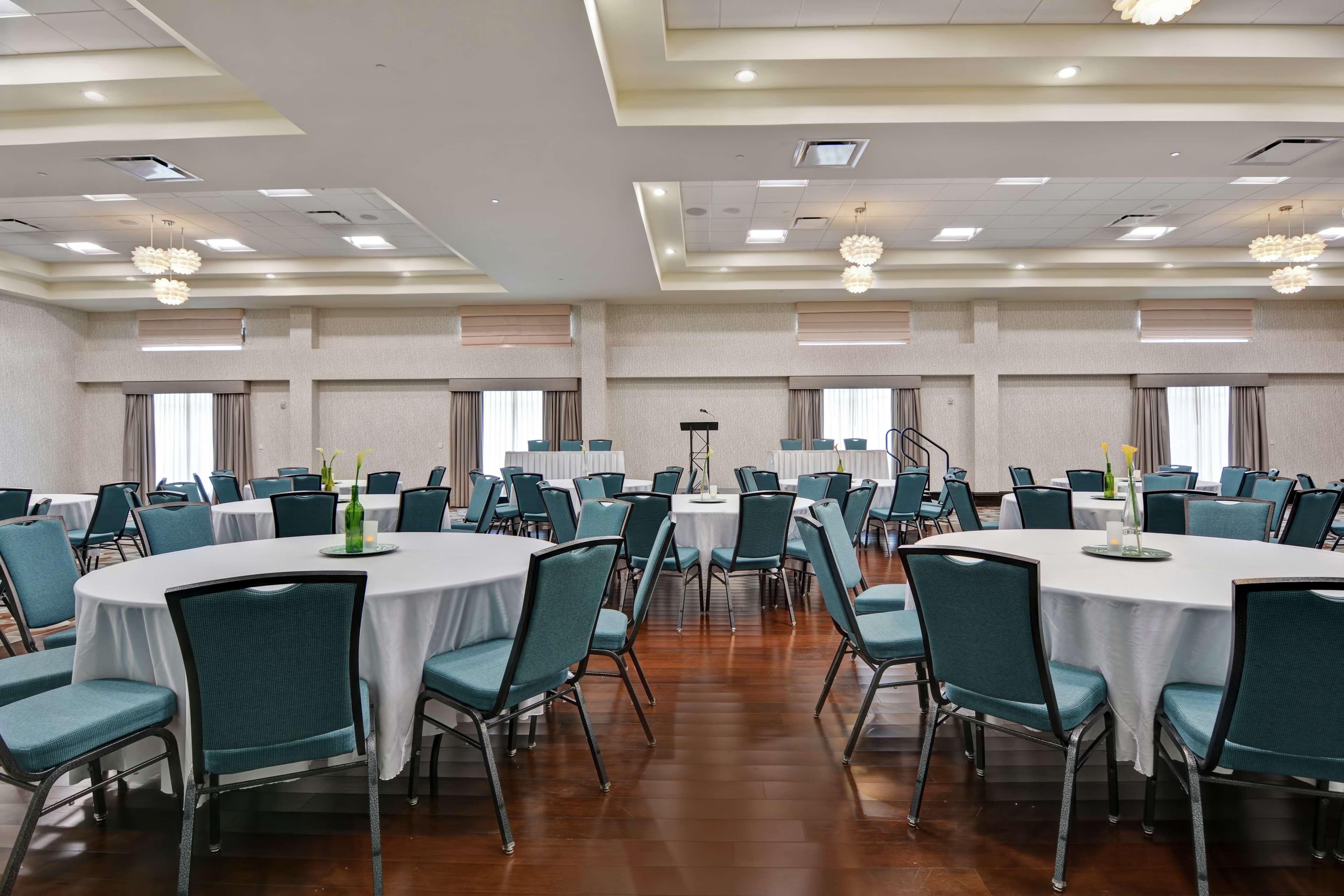 Hilton Garden Inn And Fayetteville Convention Center Екстер'єр фото