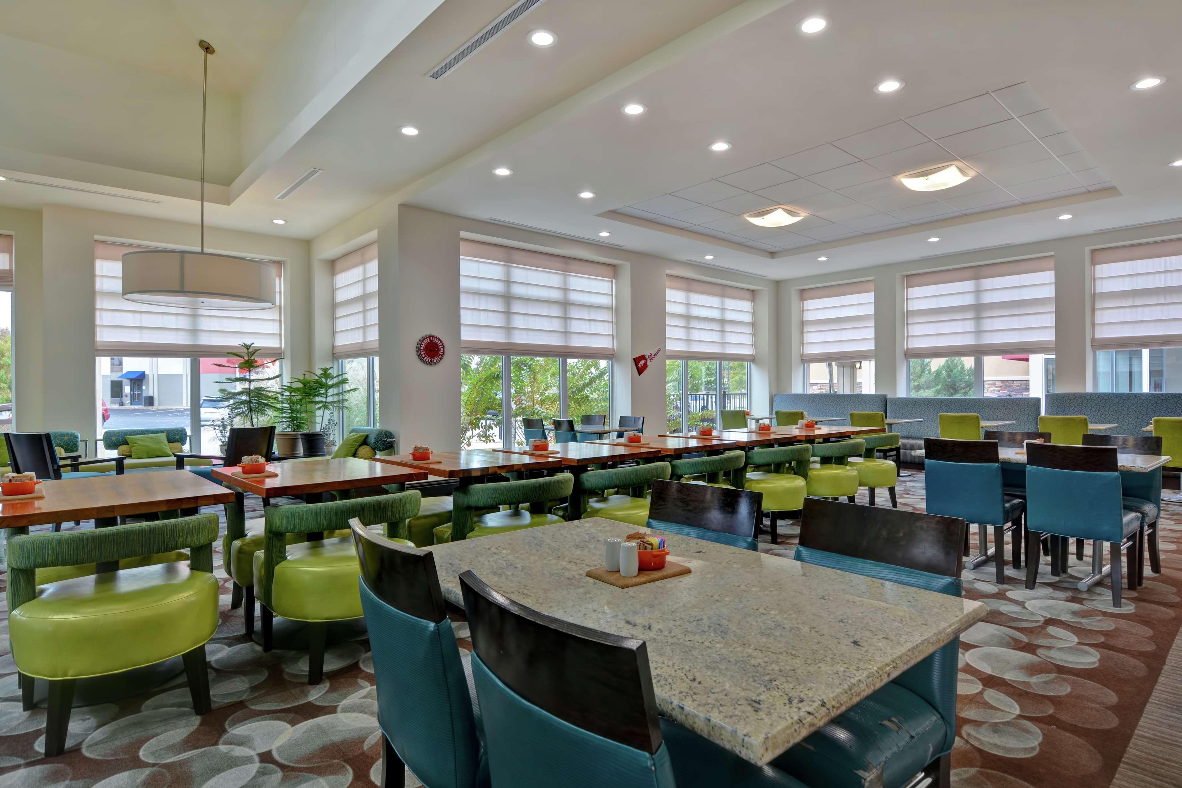 Hilton Garden Inn And Fayetteville Convention Center Екстер'єр фото