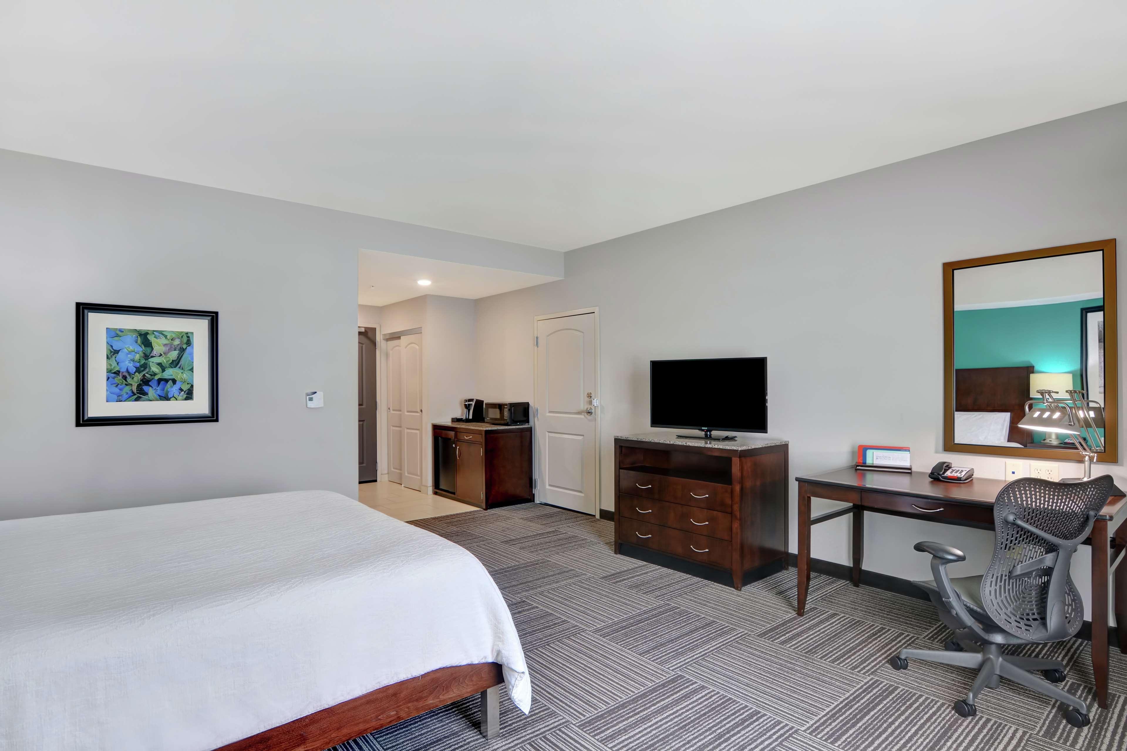 Hilton Garden Inn And Fayetteville Convention Center Екстер'єр фото