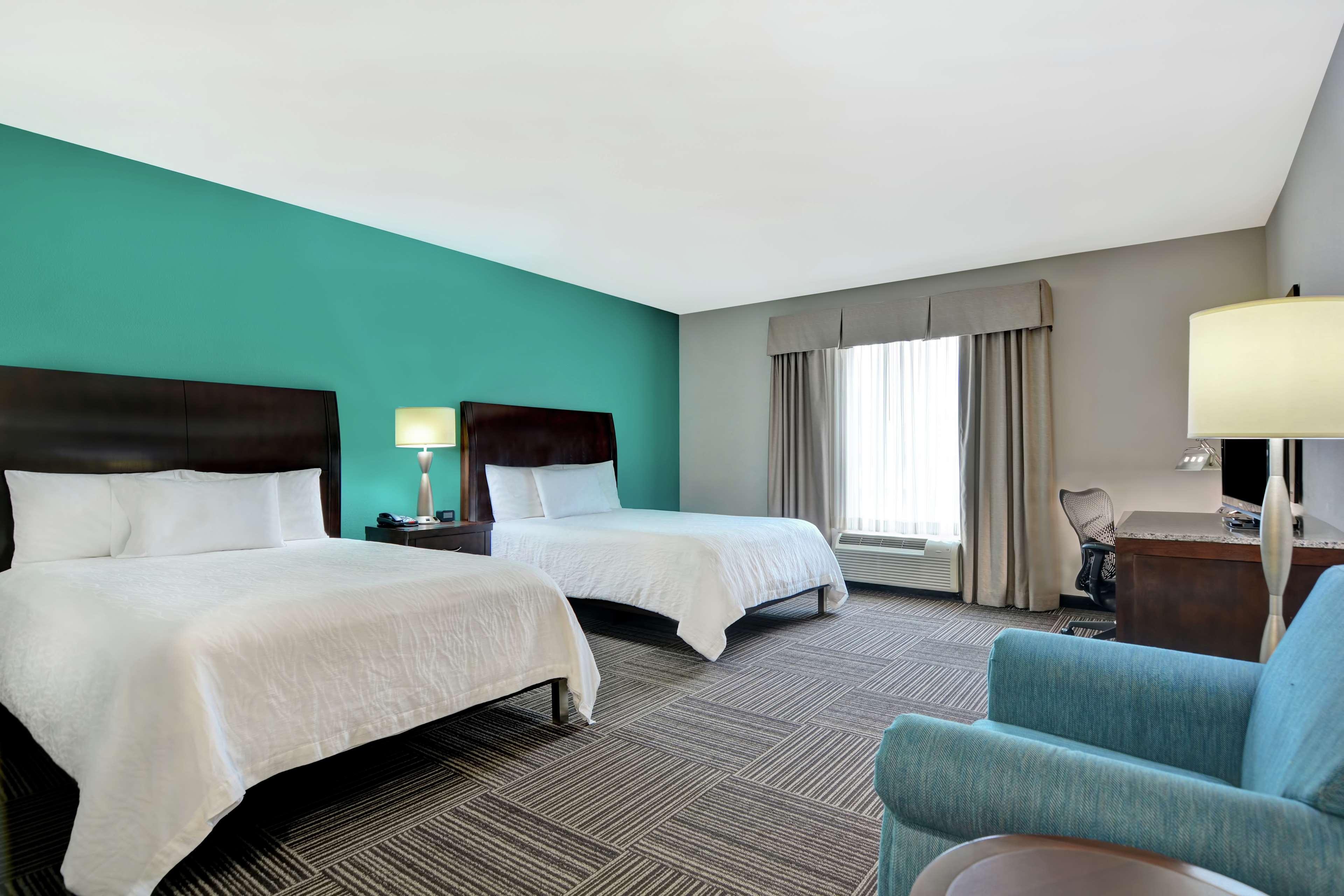 Hilton Garden Inn And Fayetteville Convention Center Екстер'єр фото