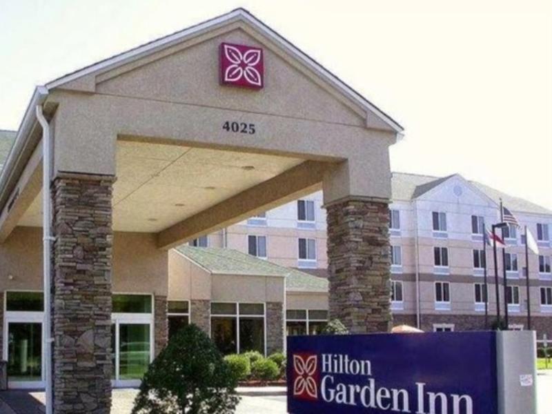 Hilton Garden Inn And Fayetteville Convention Center Екстер'єр фото