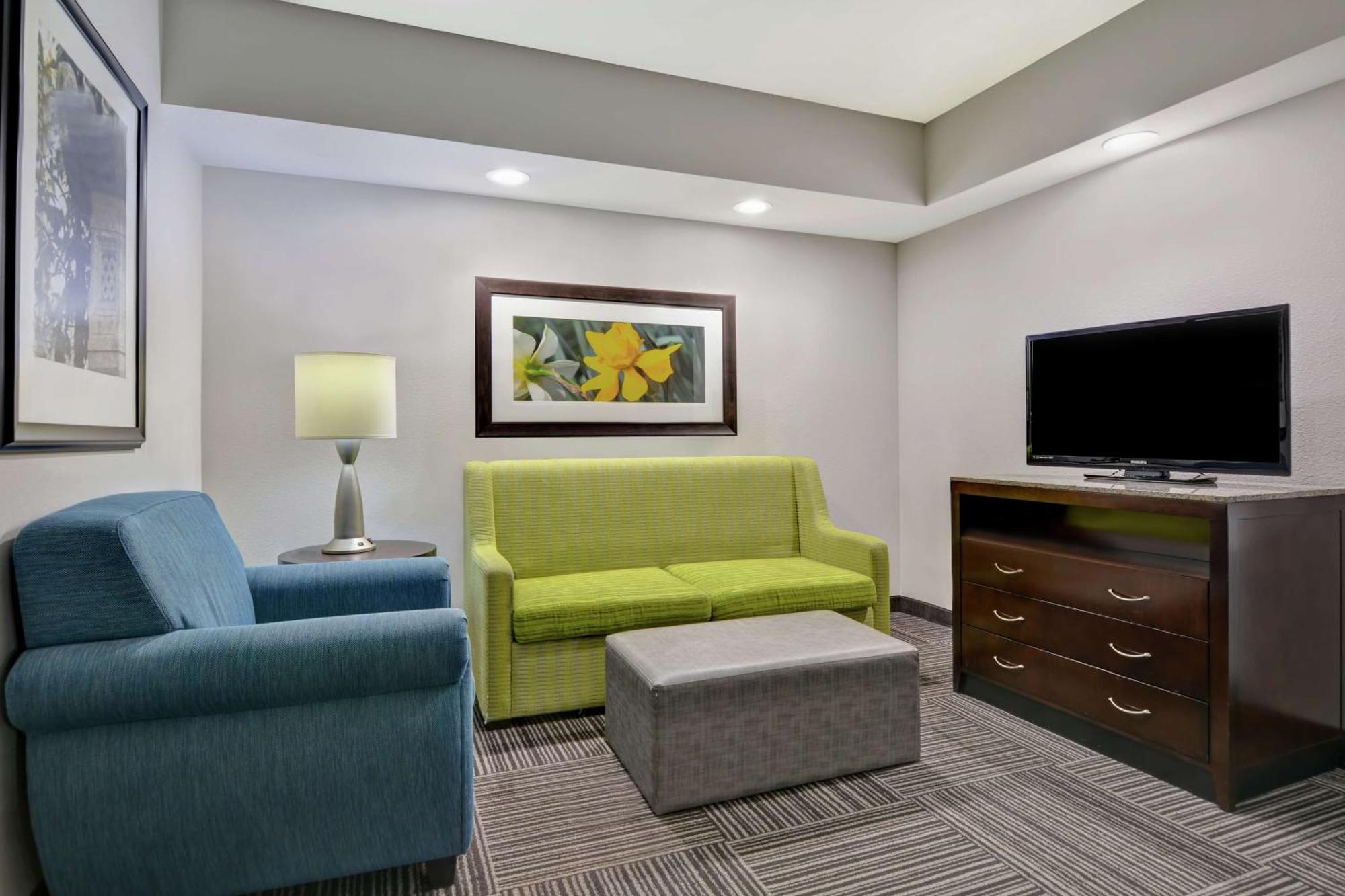 Hilton Garden Inn And Fayetteville Convention Center Екстер'єр фото