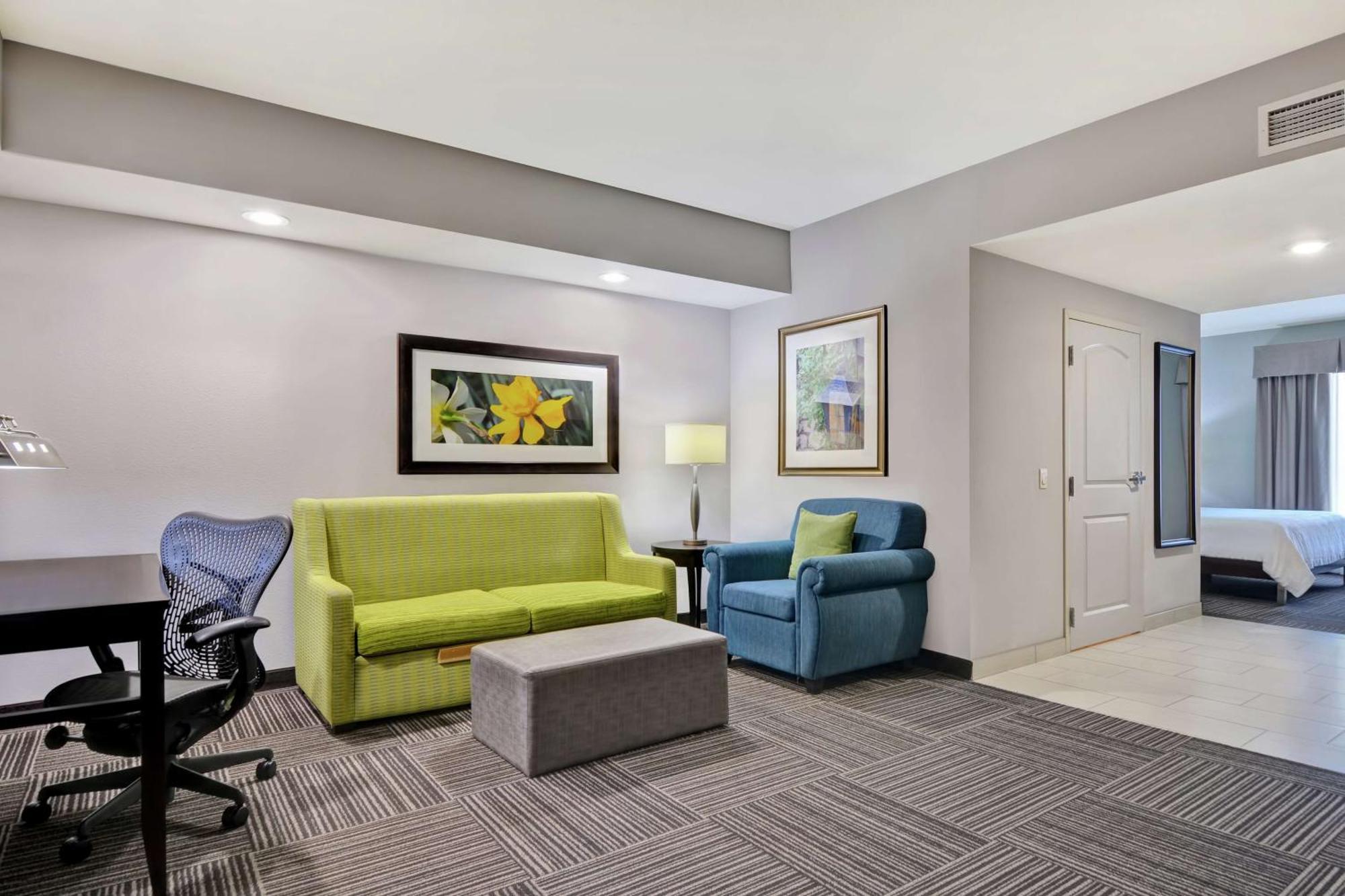 Hilton Garden Inn And Fayetteville Convention Center Екстер'єр фото
